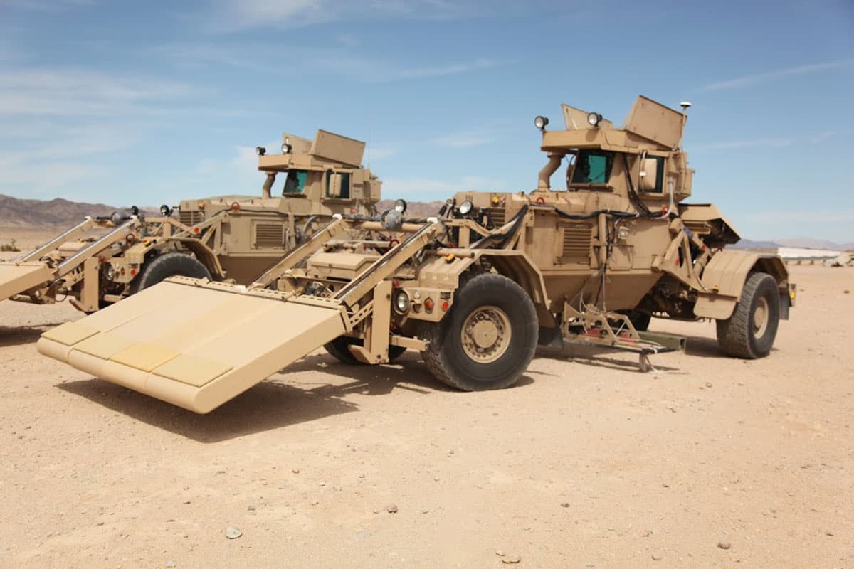 ����װ�����