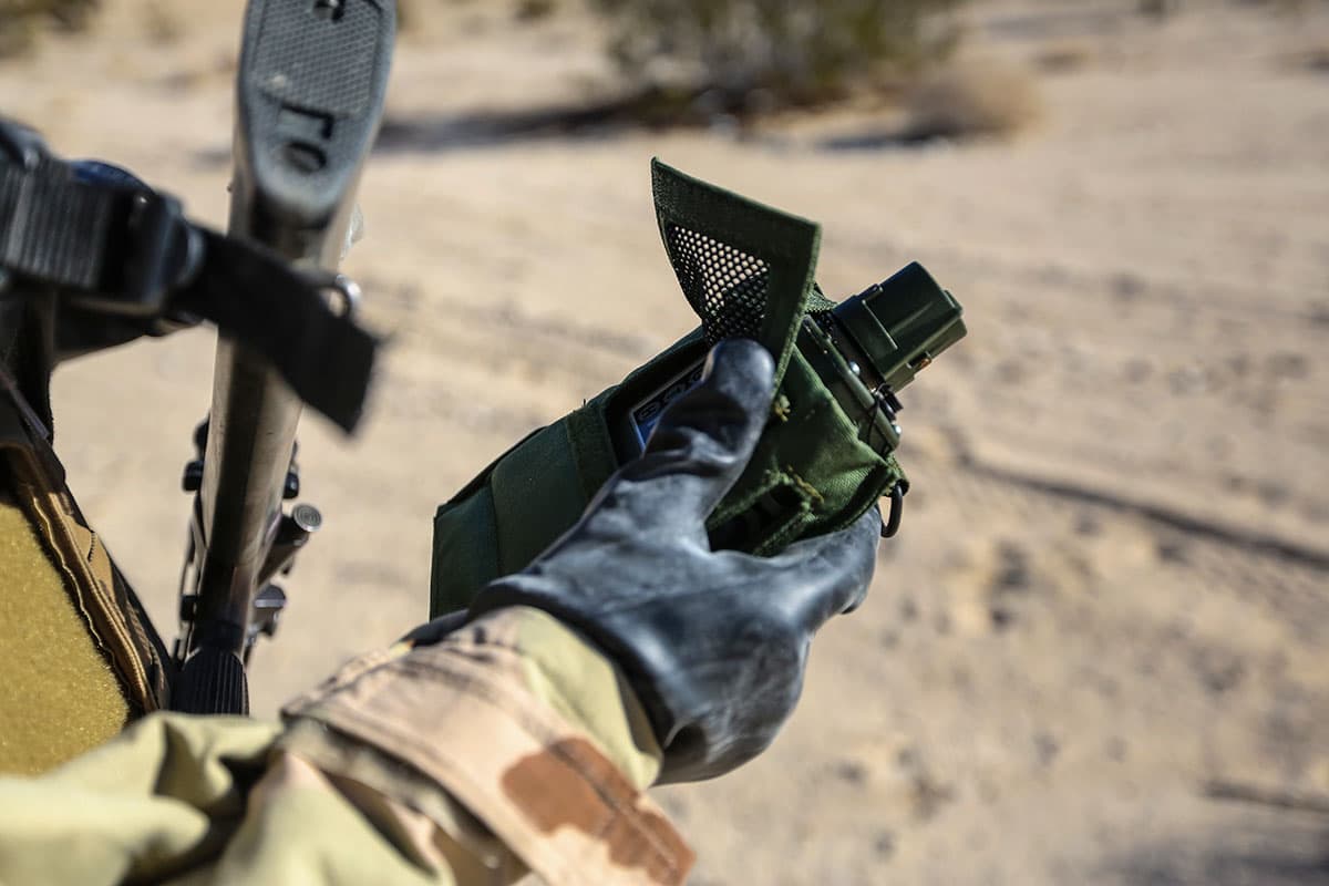 ����װ�����