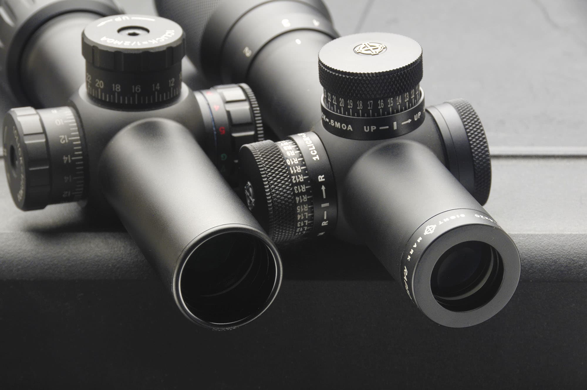 ����װ�����