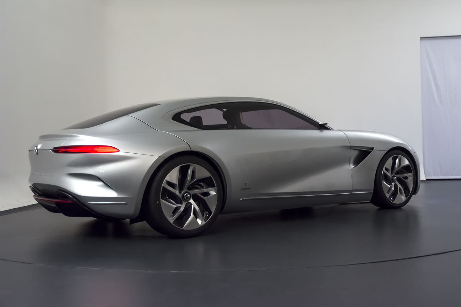 ��ͨ�������